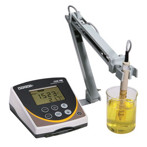 CON 700, Benchtop Conductivity Meter, Oakton Instruments